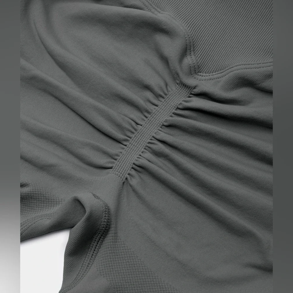 HALARA Seamless Flow High Waisted Butt Lifting Leggings 7/8 length |Size Large| - Picture 8 of 10